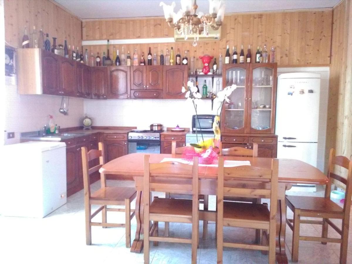 דירות פורטו צ'זראו A Casa Di Roberto מראה חיצוני תמונה
