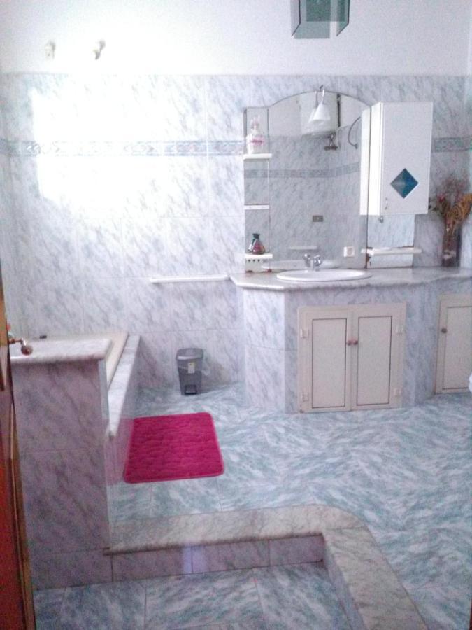 דירות פורטו צ'זראו A Casa Di Roberto מראה חיצוני תמונה